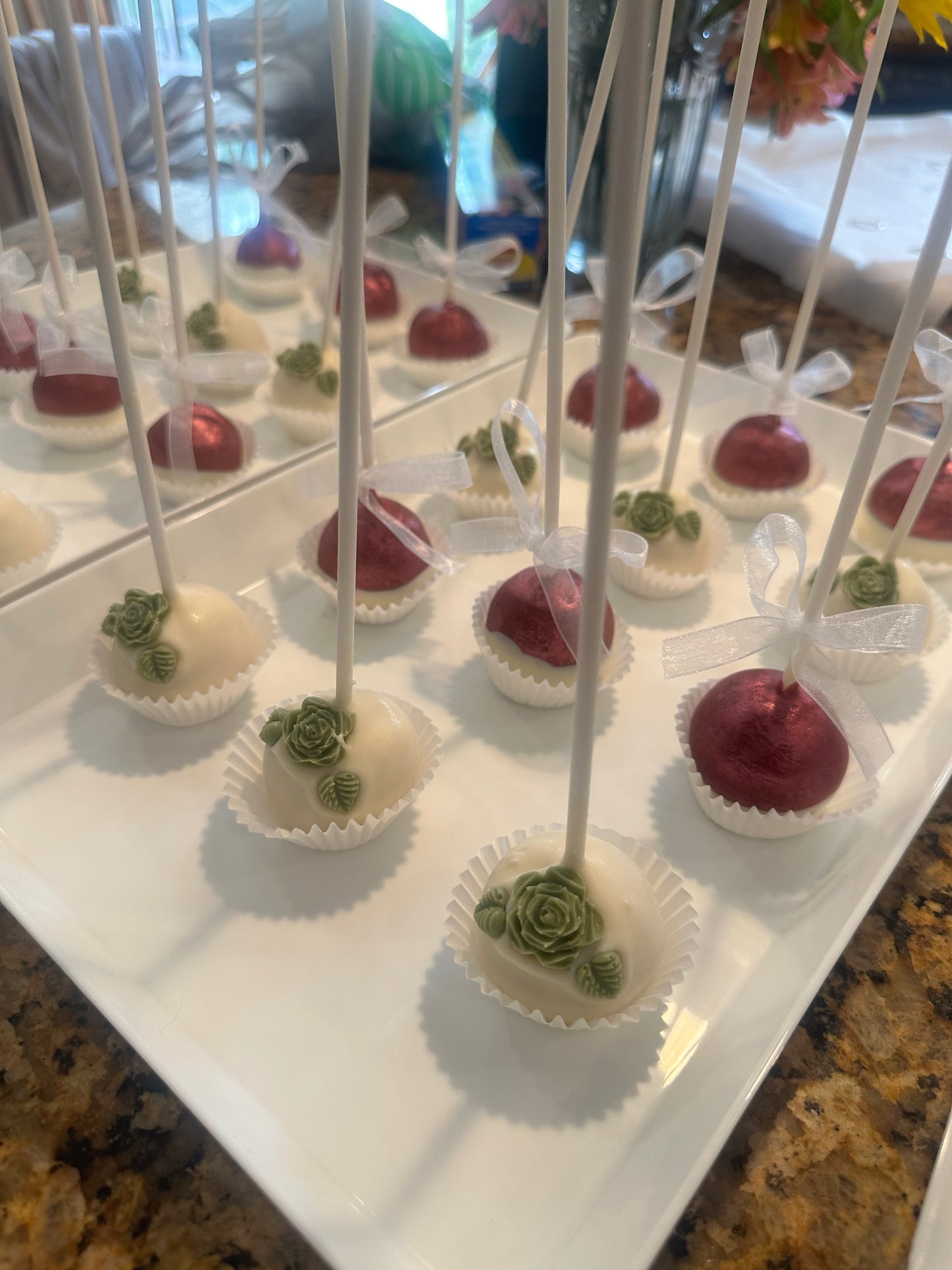 Cake Pops (Dozen)